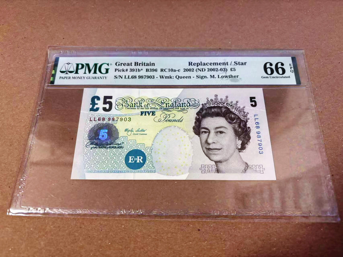 【Blue Auction】✨世界纸币精拍第622期【精】 【补号】英国 2002年5镑 PMG66EPQ 