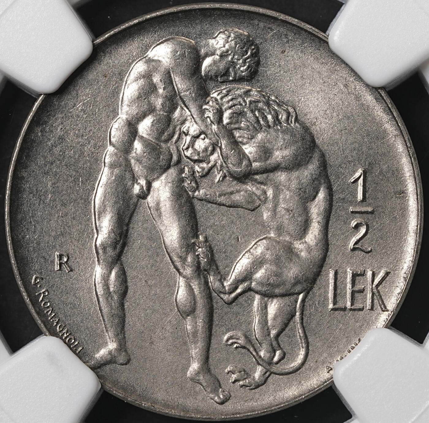 修遠堂世界钱币第五十八期 NGC MS65 1926年阿尔巴尼亚1/2 LEK