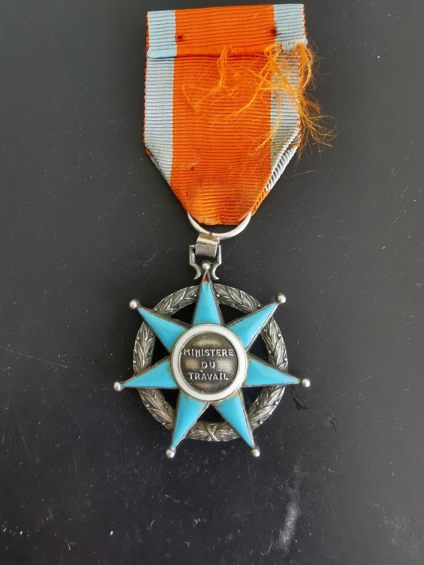 老王徽章第一百期