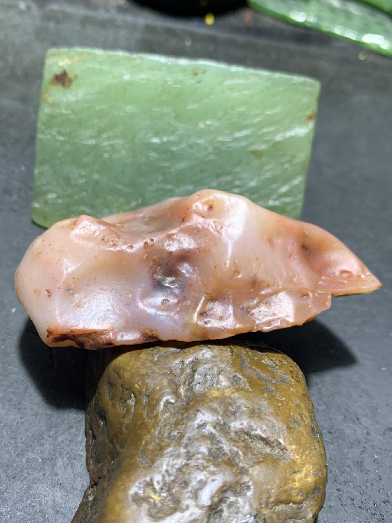精美天然地表原皮冰粉紫罗兰金丝玉籽料原石一块