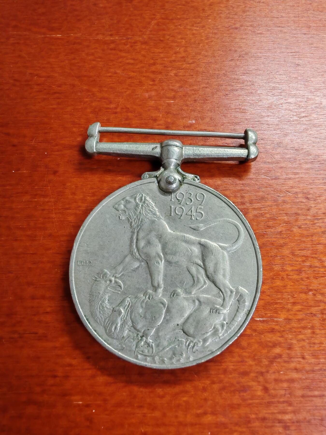 长老汇蛇年精选第五场拍卖 1945英国乔治六世二战胜利章