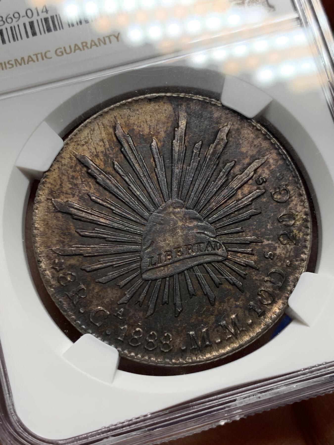 《竞宝斋》第356场 周日，周一  2场连拍 （全场包邮） NGC AUD 墨西哥 1888年 8R 鹰洋银币 吉祥年份 深彩包浆 细节不错