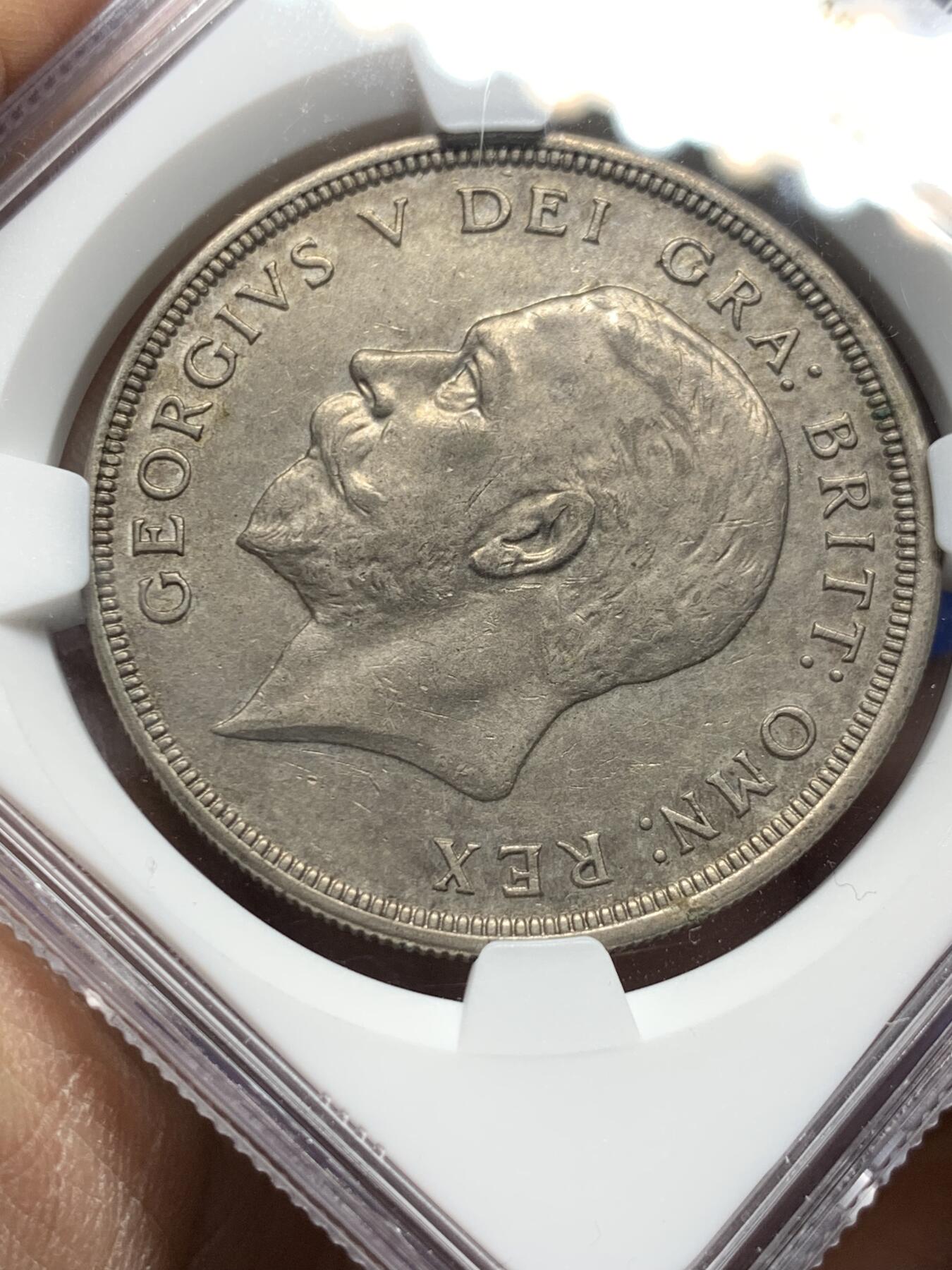 《竞宝斋》第356场 周日，周一  2场连拍 （全场包邮） NGC AU58 英国1929年乔治五世花冠银币，发行量仅为4994枚，币面包浆自然，状态俱佳，市面上卖一枚少一枚，英系迷们且藏且珍惜