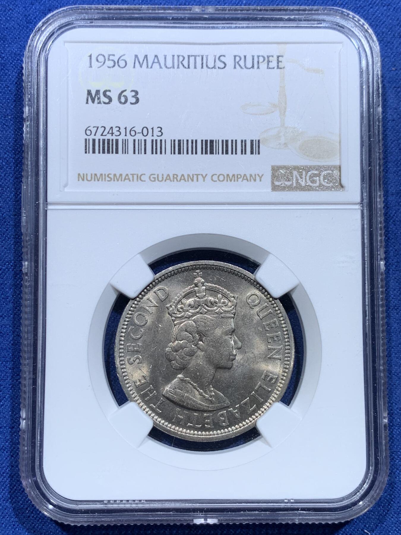 《竞宝斋》第356场 周日，周一  2场连拍 （全场包邮） NGC MS63 毛里求斯1956年1卢比 两面转光 绝对低评了 非常少见的品种 MS品相不易 国徽非常有特色 喜欢英属的不要错过了