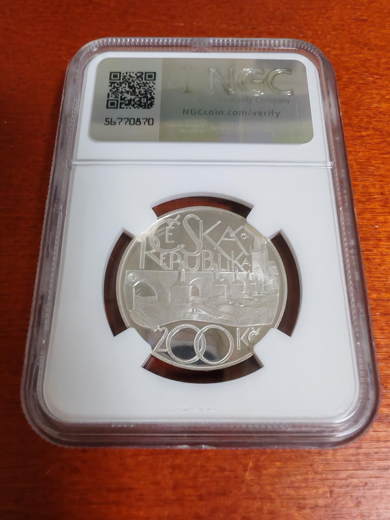 长老汇蛇年精选第五场拍卖 2007 捷克查理桥200克朗精制银币，NGC PF69UC，更高8枚