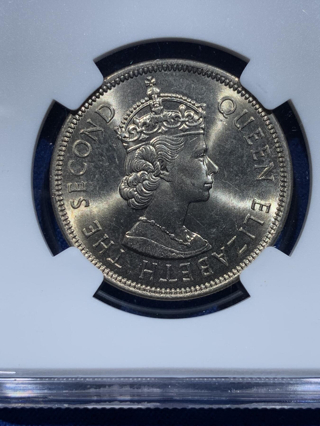 《竞宝斋》第356场 周日，周一  2场连拍 （全场包邮） NGC MS65 中国香港1973年壹圆镍币 经典的女王像加狮子图案
