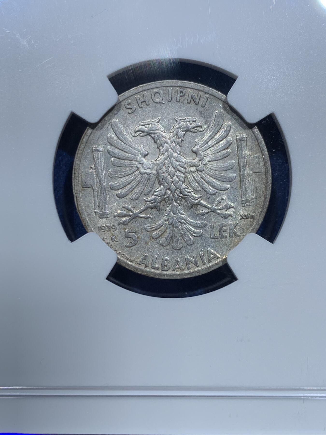 《竞宝斋》第356场 周日，周一  2场连拍 （全场包邮） NGC MS61 意属阿尔巴尼亚1939年5列克银币，经典双头鹰设计，少见的意属殖民地品种。