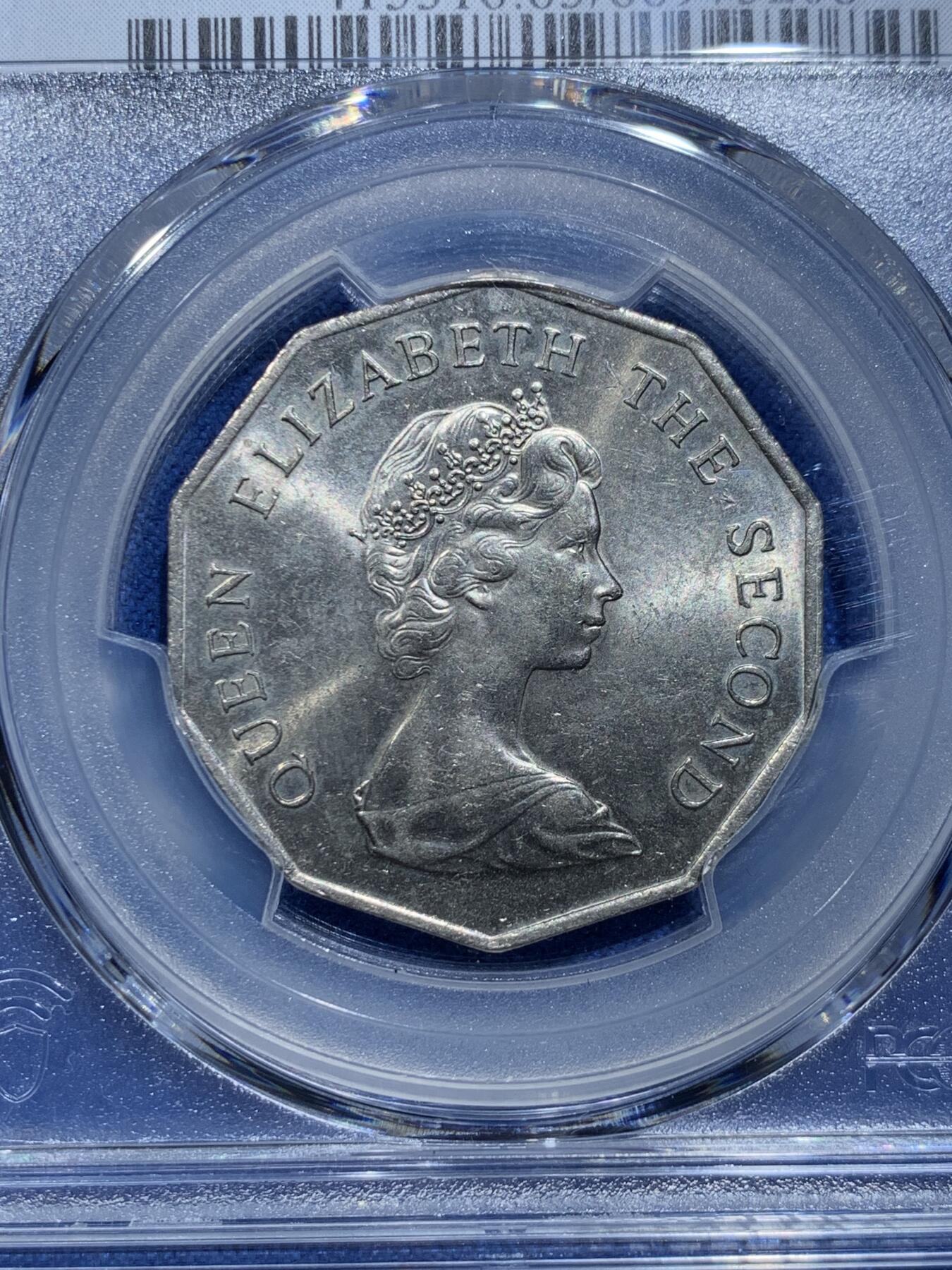 《竞宝斋》第356场 周日，周一  2场连拍 （全场包邮） PCGS MS63 特年 1978年香港多边形5元 香港所有5元里最少的一个品种 这枚两面转光 有点低评了 配套首选 性价比高
