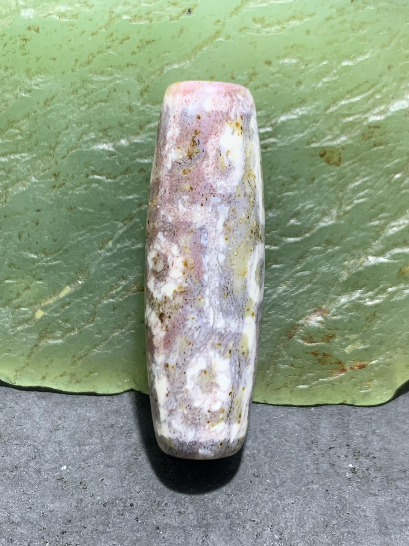 精品藏传象雄朱砂九眼天珠一颗，，