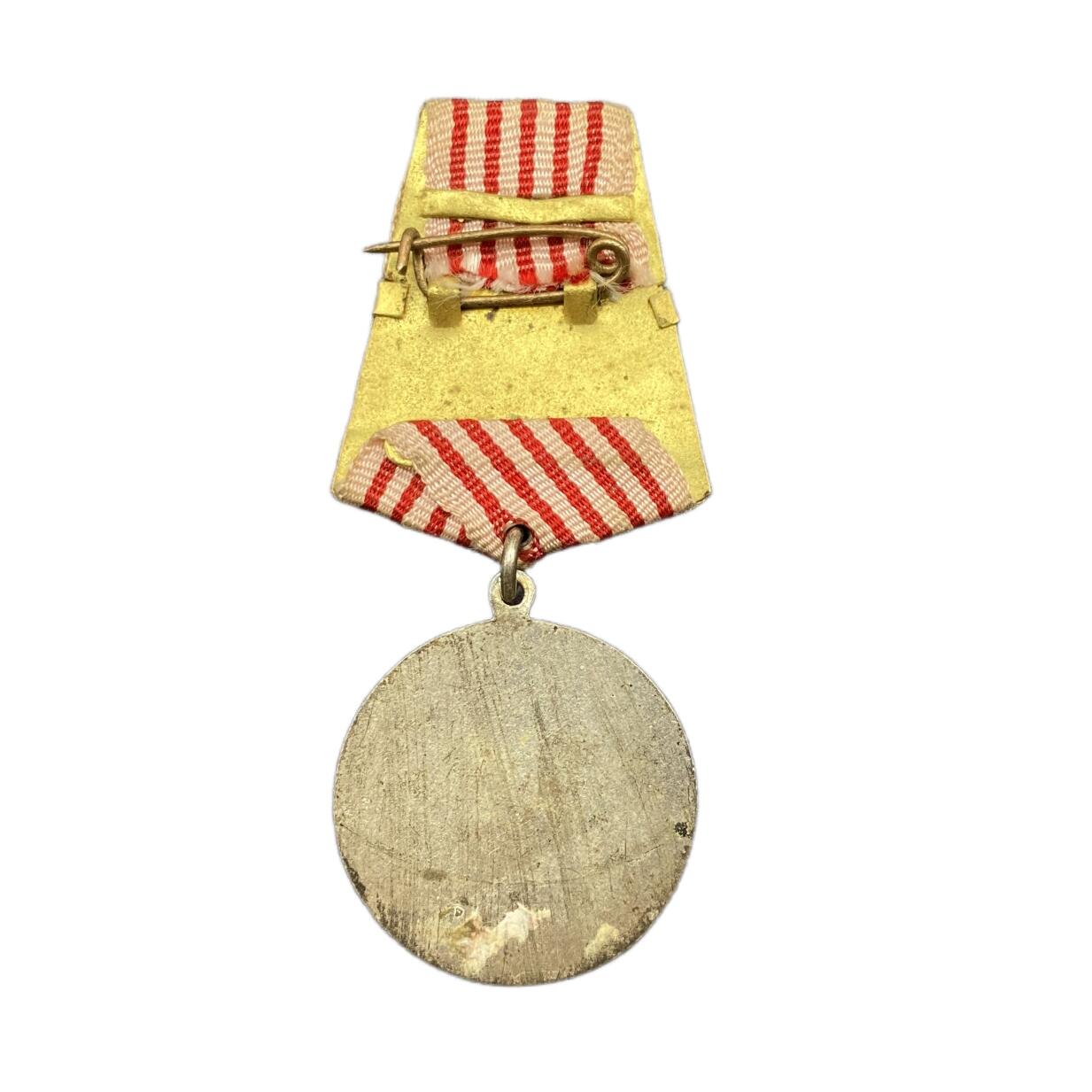 社会主义时期 阿尔巴尼亚杰出服务勋章 带1982年证书