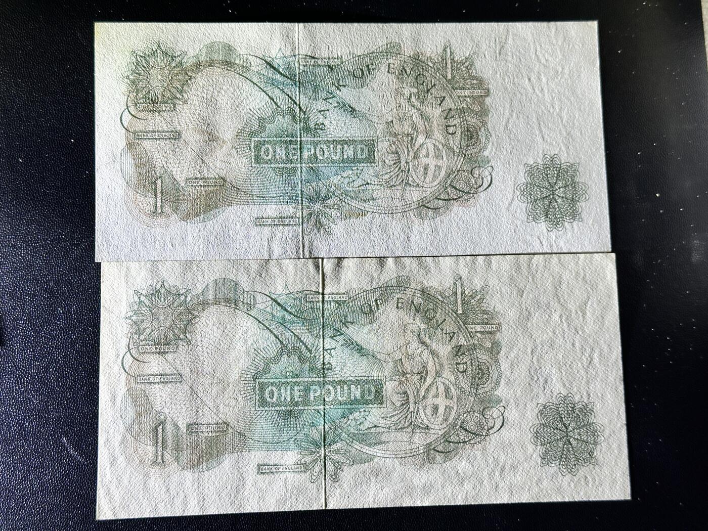 《外钞收藏家》第四百九十二期 英国C序列1镑 2个签名 无折 一个轻微潮 一个差些