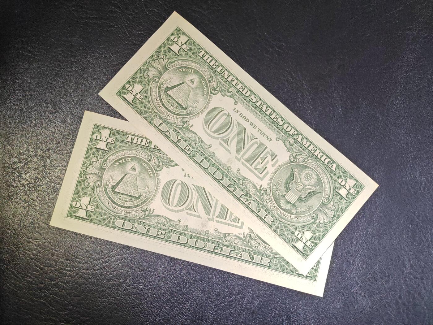 美国纸币 2001年 1美元 B区 无47 全新UNC 单价