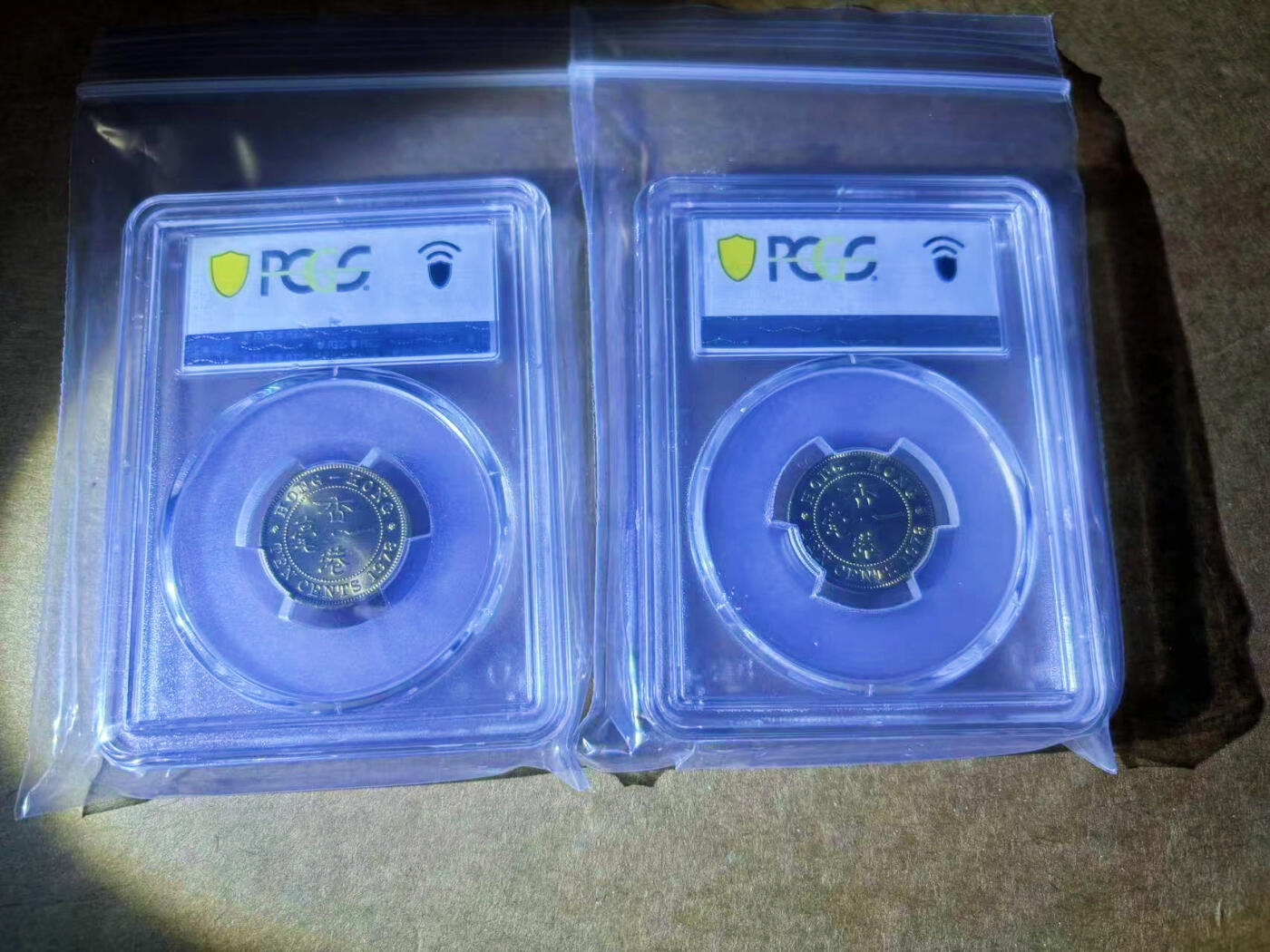 【Blue Auction】✨世界纸币精拍第624期【精】 【一组2枚】香港 1978年10分 PCGS MS65