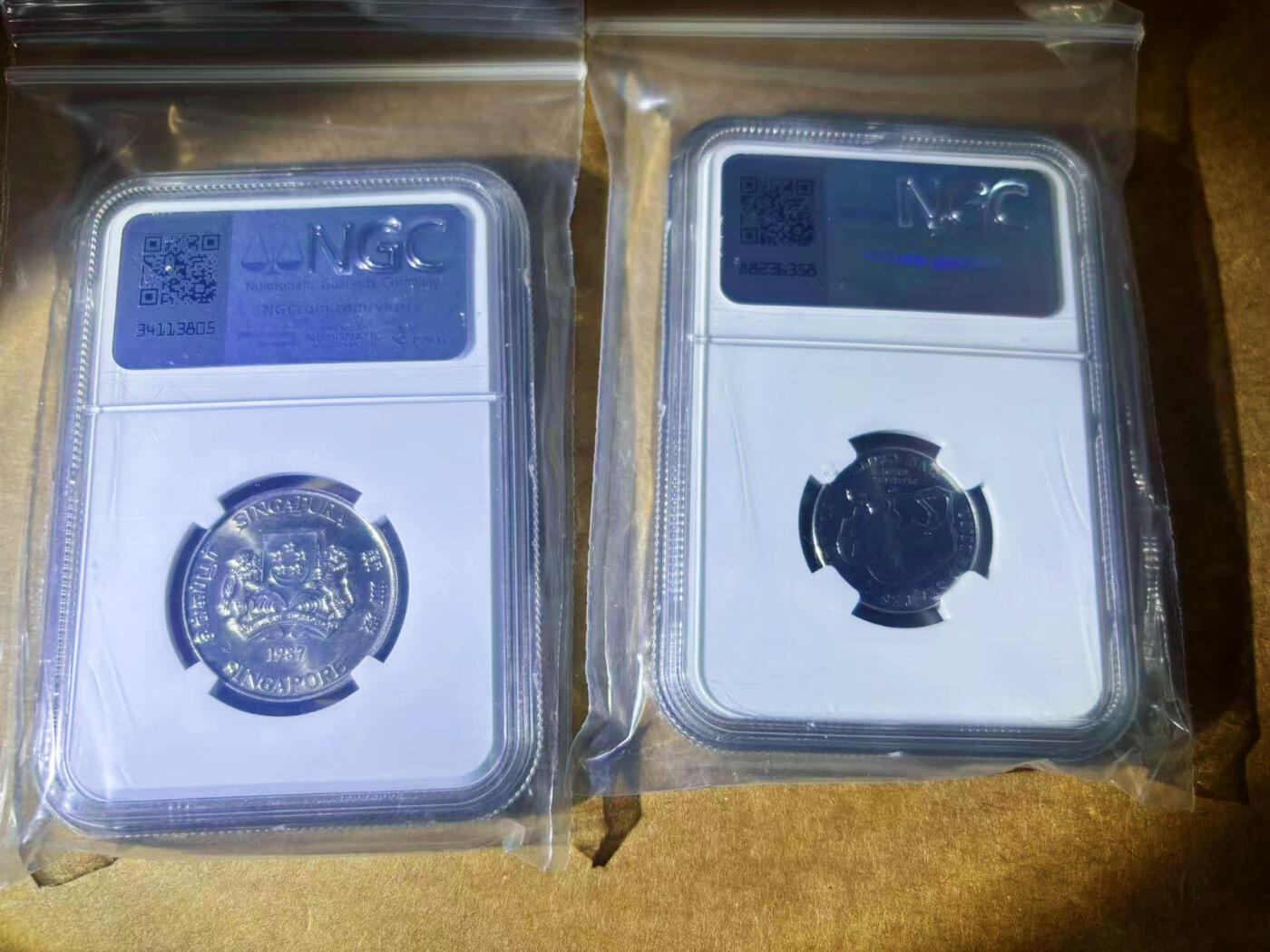 【Blue Auction】✨世界纸币精拍第624期【精】 【一组2枚】美国 2005年5分 野牛&新加坡 1987年1元 NGC MS65