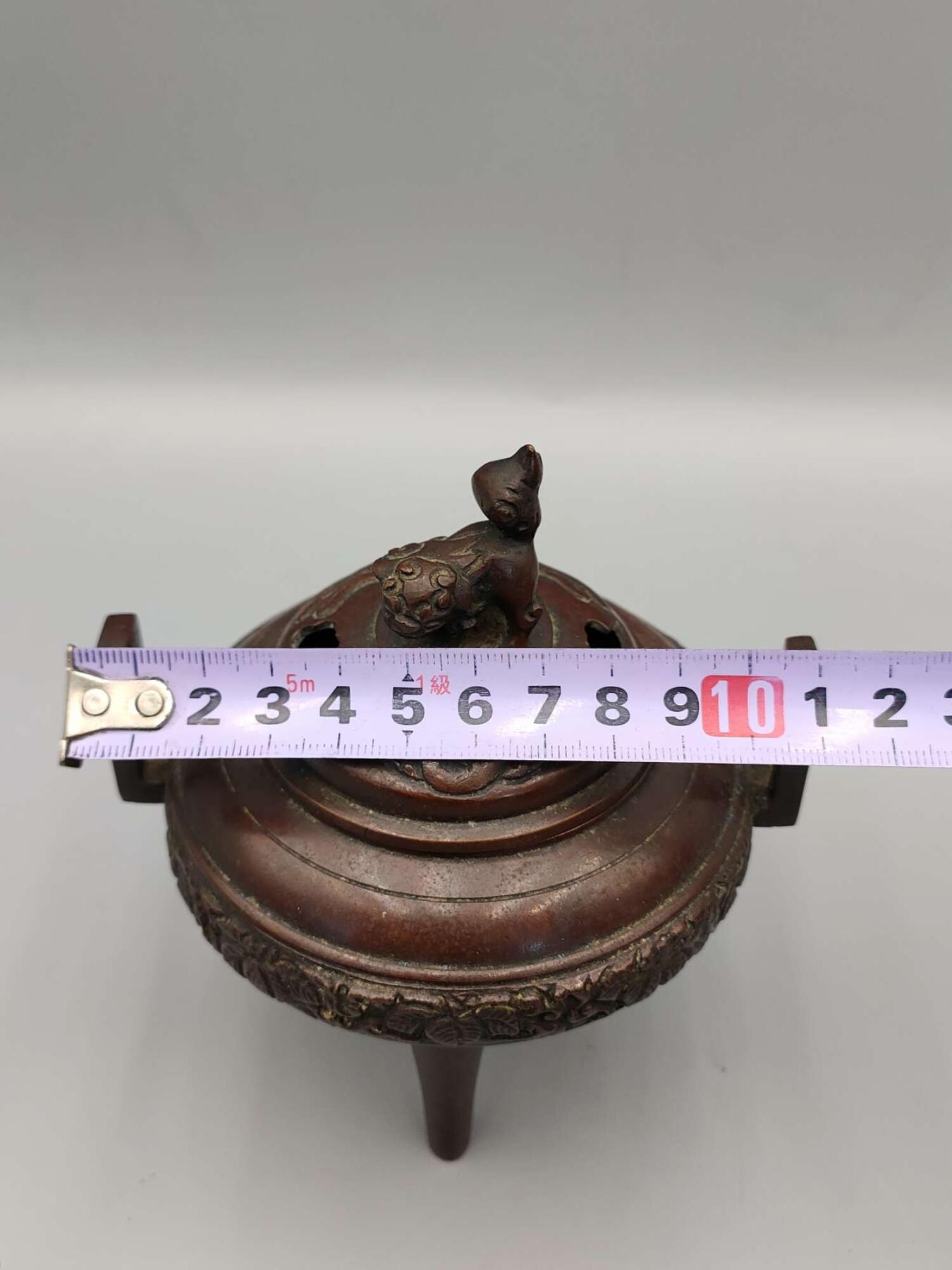 杂项专场 立耳铜叶纹狮摘铜香炉