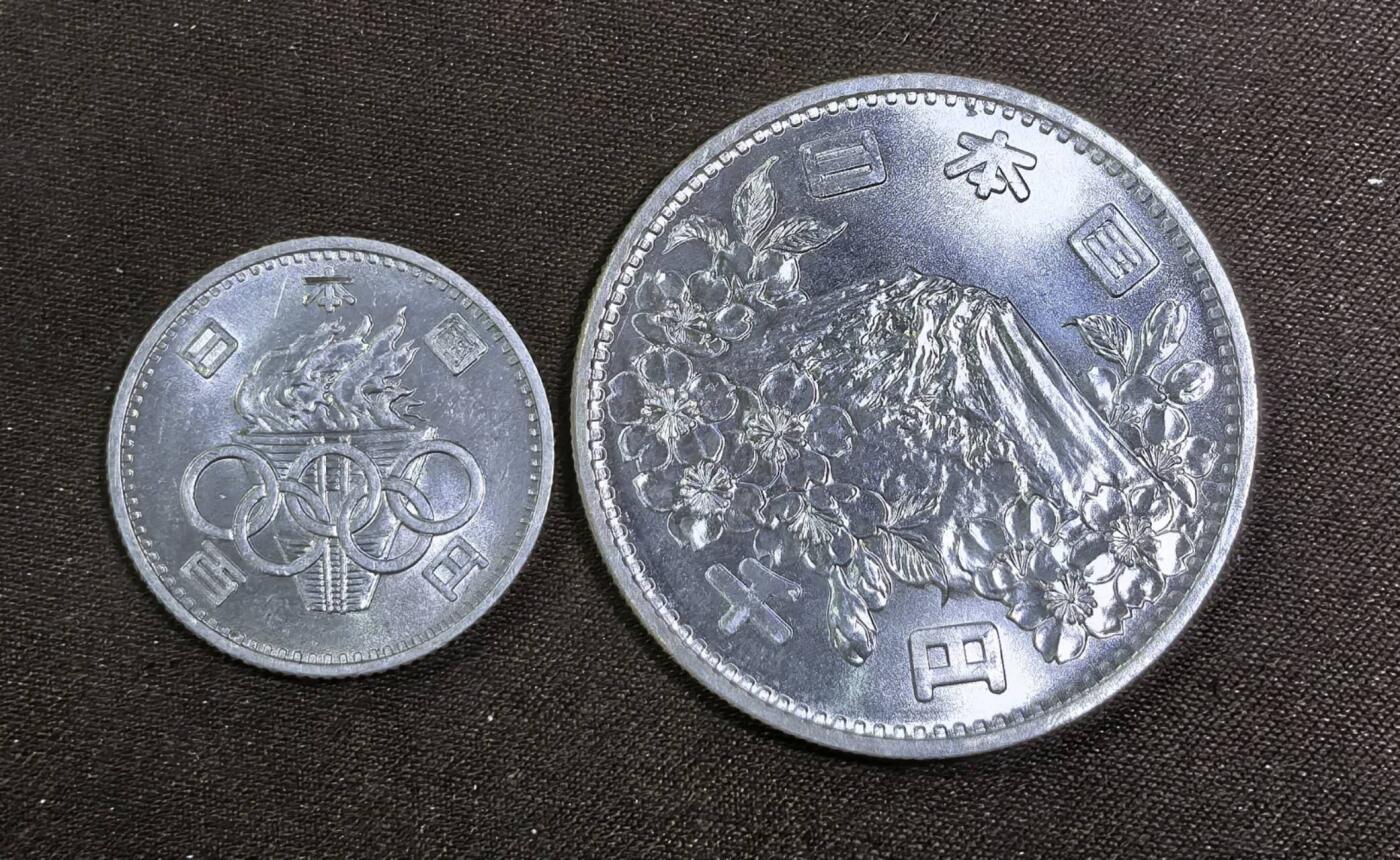 北京马甸外国币专卖第135期，外国币专场，陆续上拍，欢迎关注 好品相：1964年日本东京奥运会1000元，100元纪念银币2枚