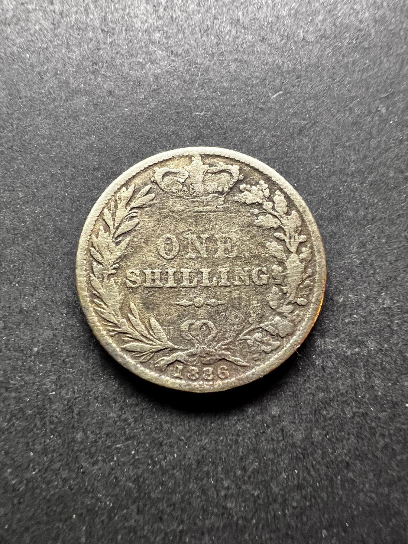 聚福钱庄★世界钱币第二期 全场包邮 欢迎参拍 英国1886年维多利亚1先令银币 青年头像
