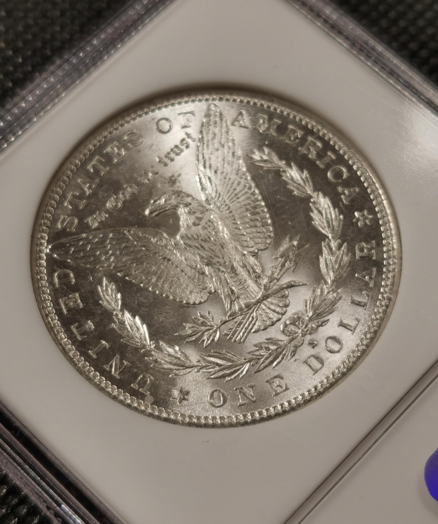“银华永恒·摩根之光”  甄臻铺-摩根专场（第6期） PCGS-MS65 1881年S版摩根，经典小白盒