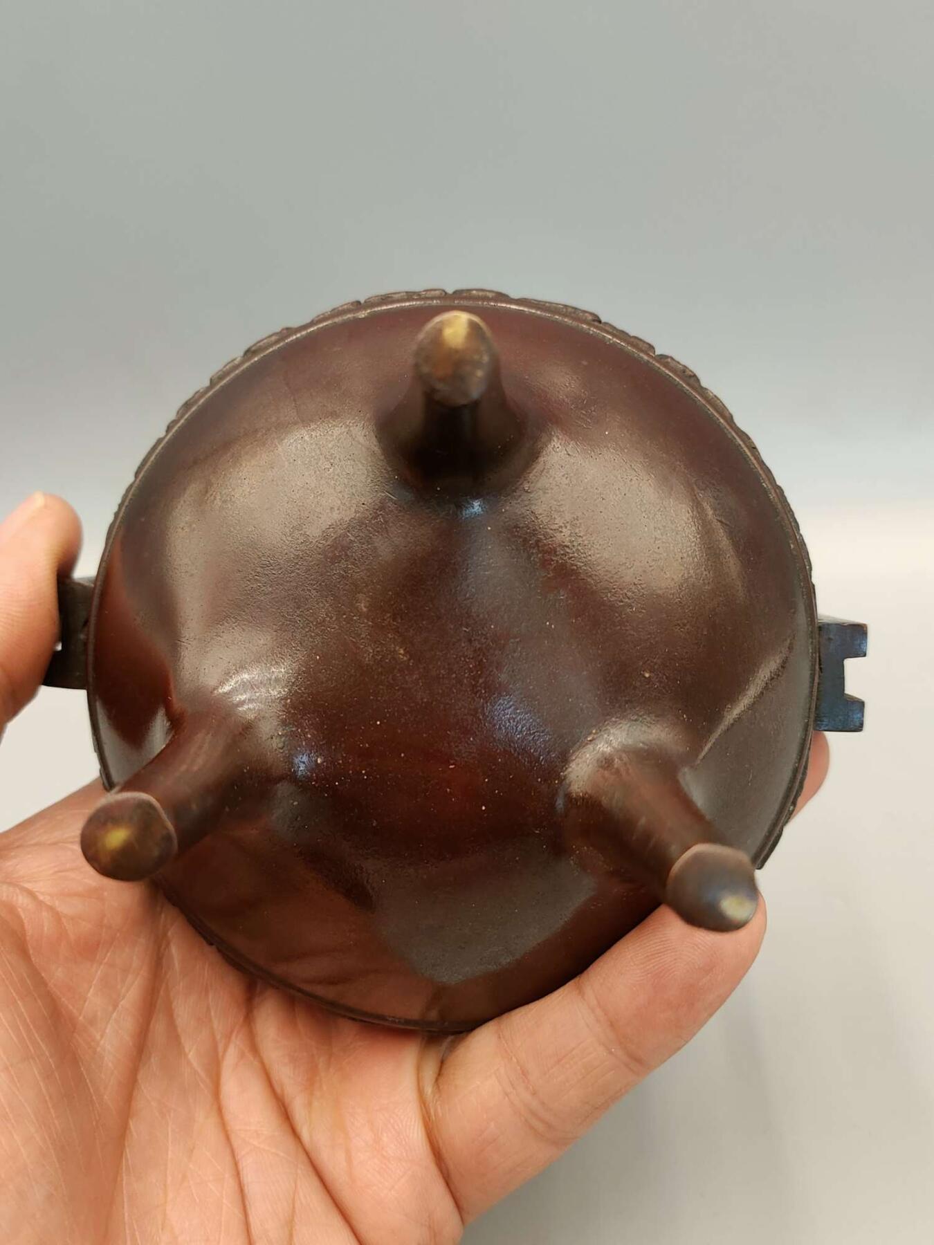 杂项专场 立耳铜叶纹狮摘铜香炉