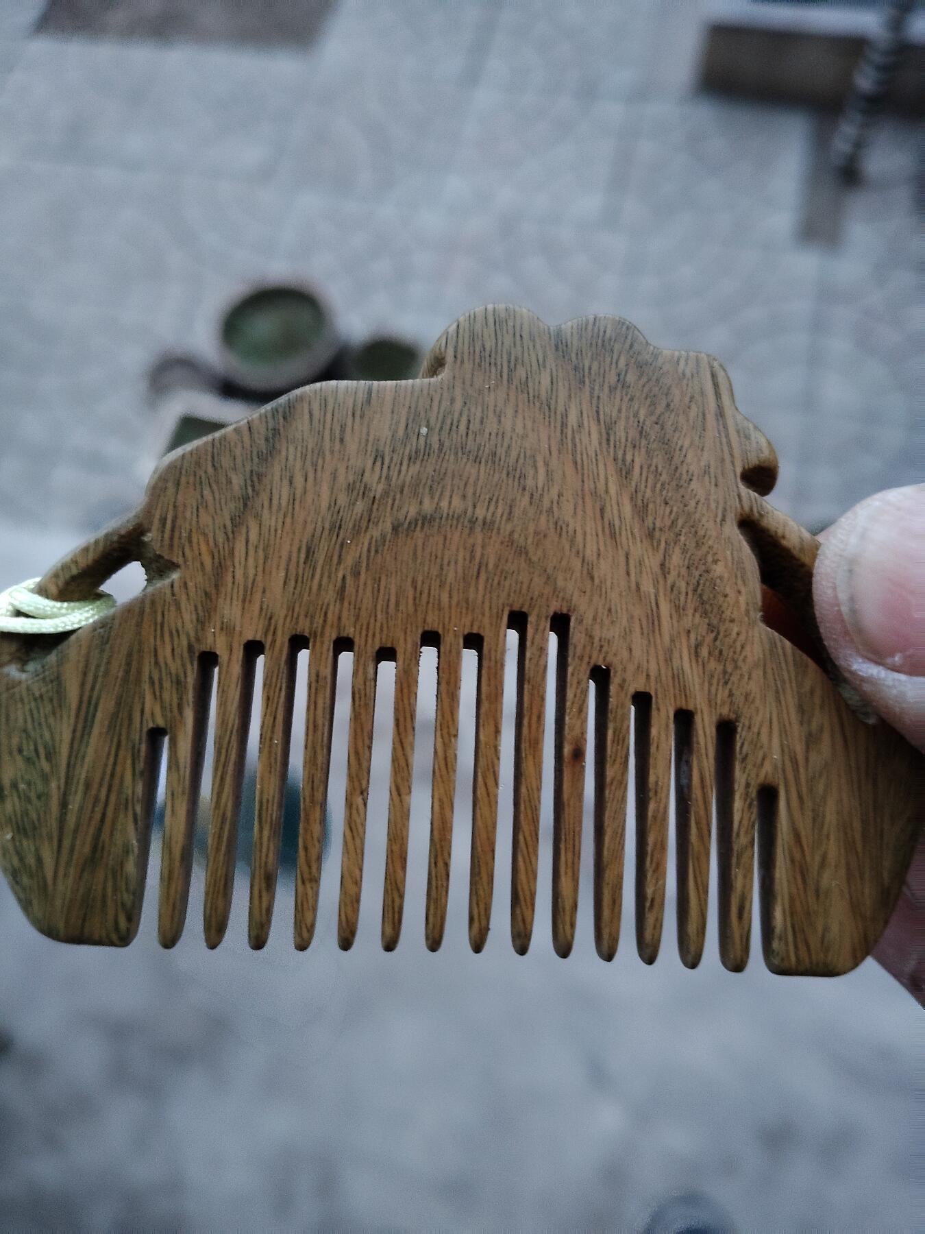 杂项专场 四大檀香之一绿檀梳子不香免费送