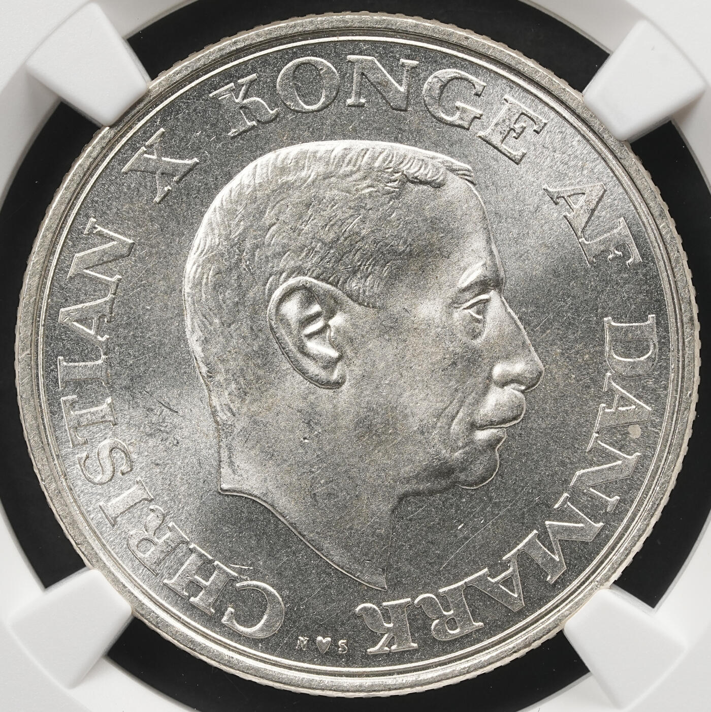 修遠堂世界钱币第五十九期 NGC MS65 1937年丹麦国王登基25周年纪念2克朗银币