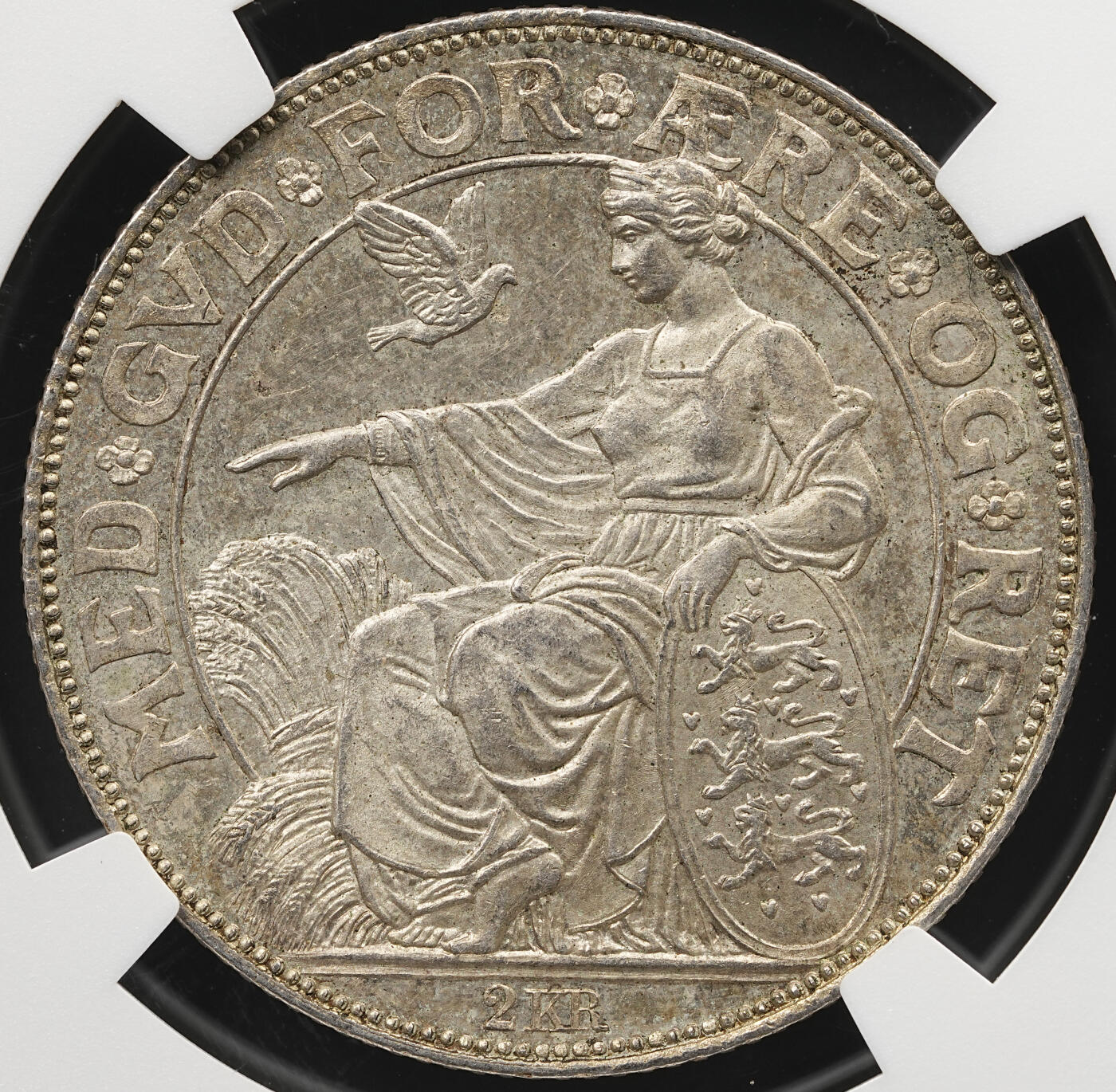 修遠堂世界钱币第五十九期 NGC MS63 1903年丹麦国王登基40周年纪念2克朗银币