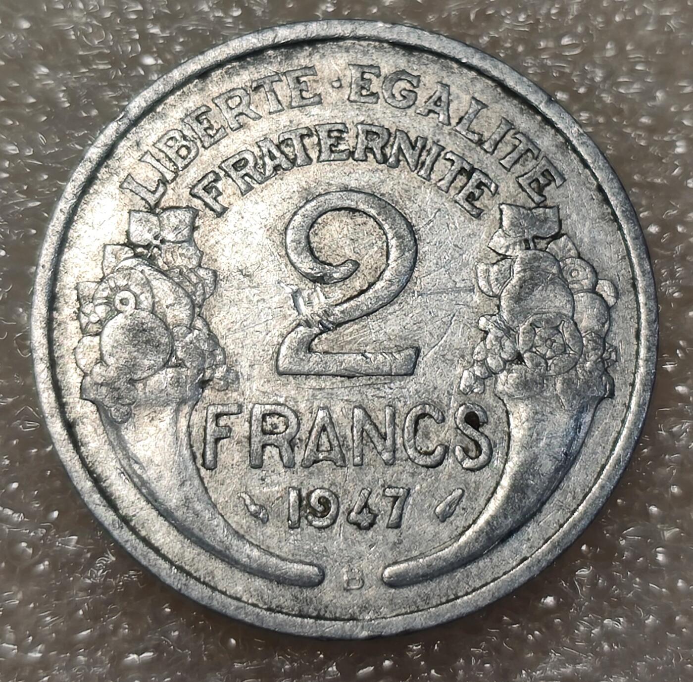 泉币菌-第2场-中外散币乐园 法国1947年2法郎铝币谷物女神 27mm