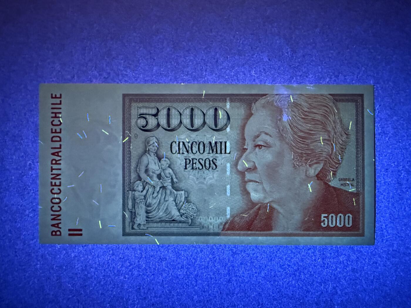 《艾美收藏》(原张总收藏)第189期-周一外币畅拍场 智利5000比索 UNC 2008年 局部轻微荧光 无47