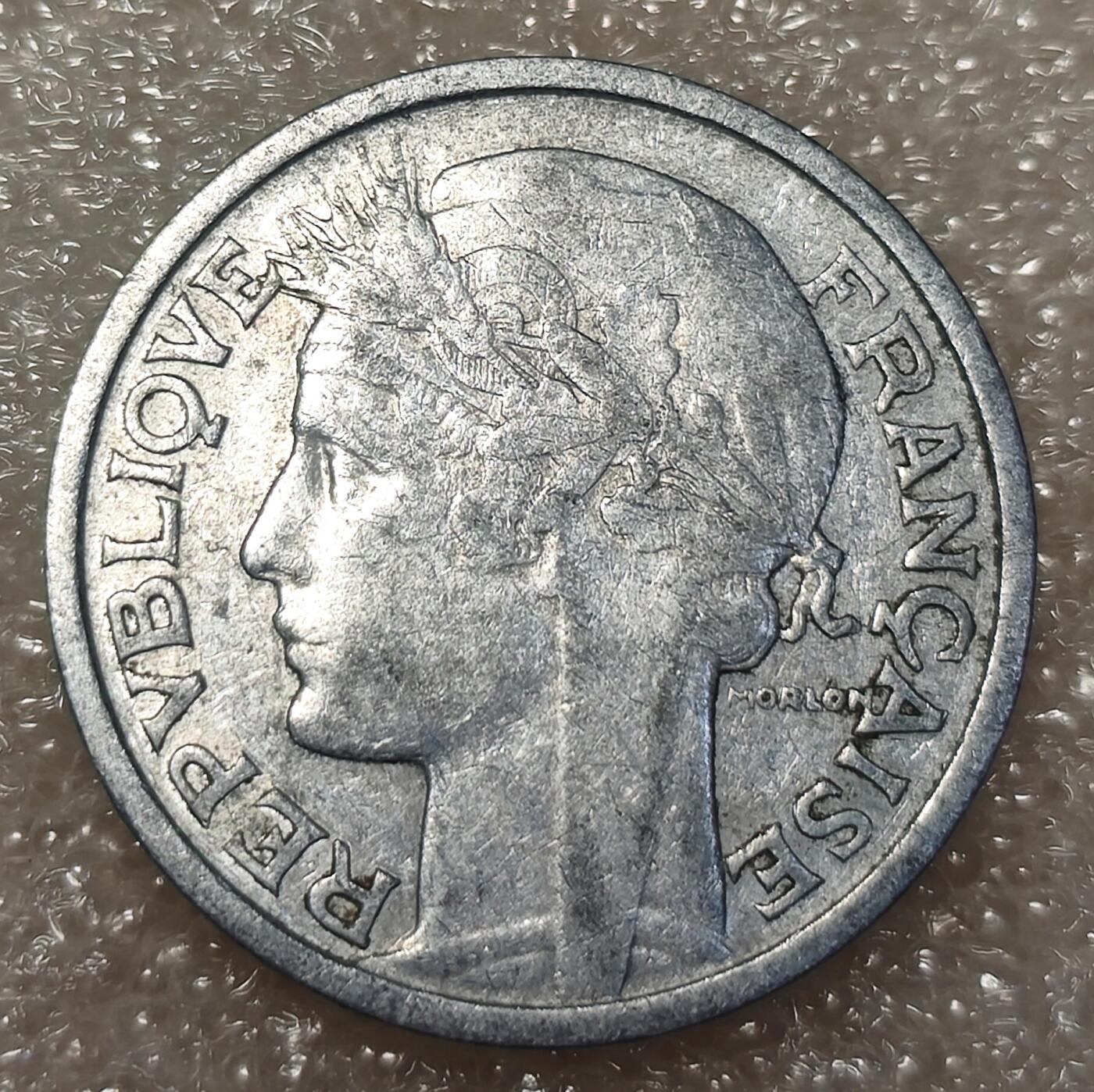 泉币菌-第2场-中外散币乐园 法国1947年2法郎铝币谷物女神 27mm
