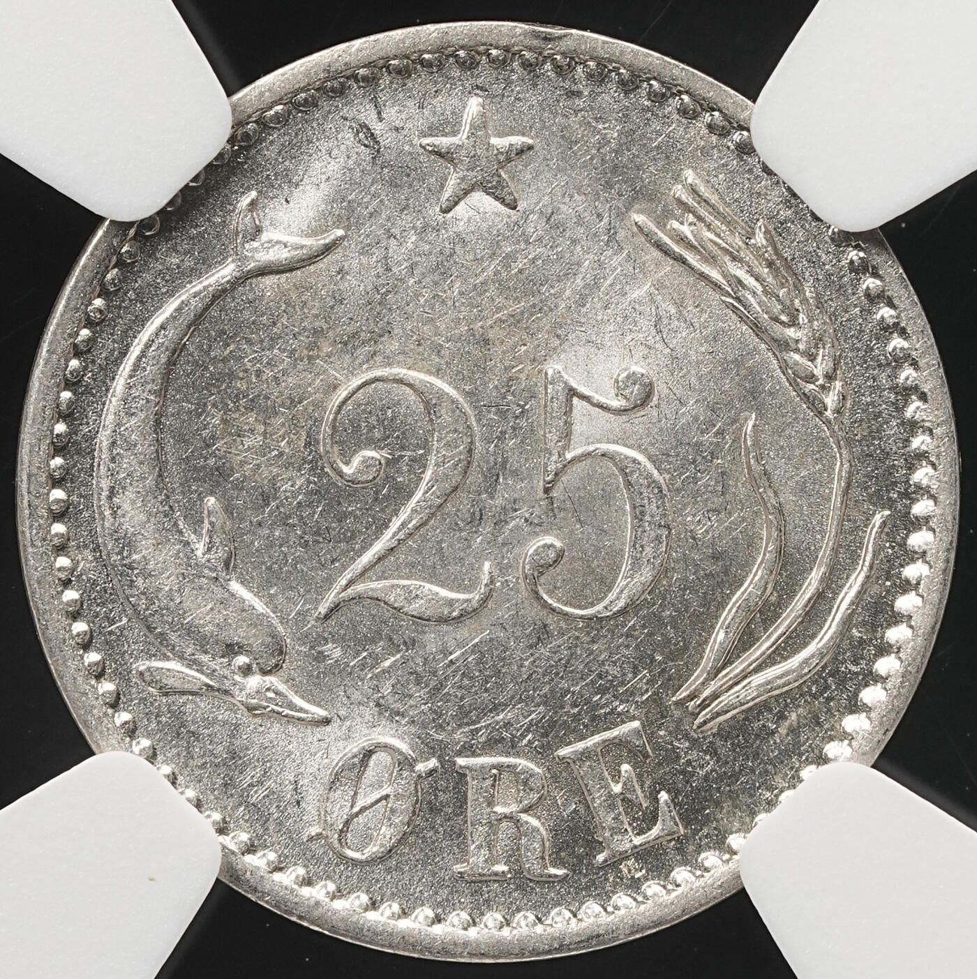 修遠堂世界钱币第五十九期 NGC MS62 1904年丹麦海豚25欧尔银币 MS少见 书价不低