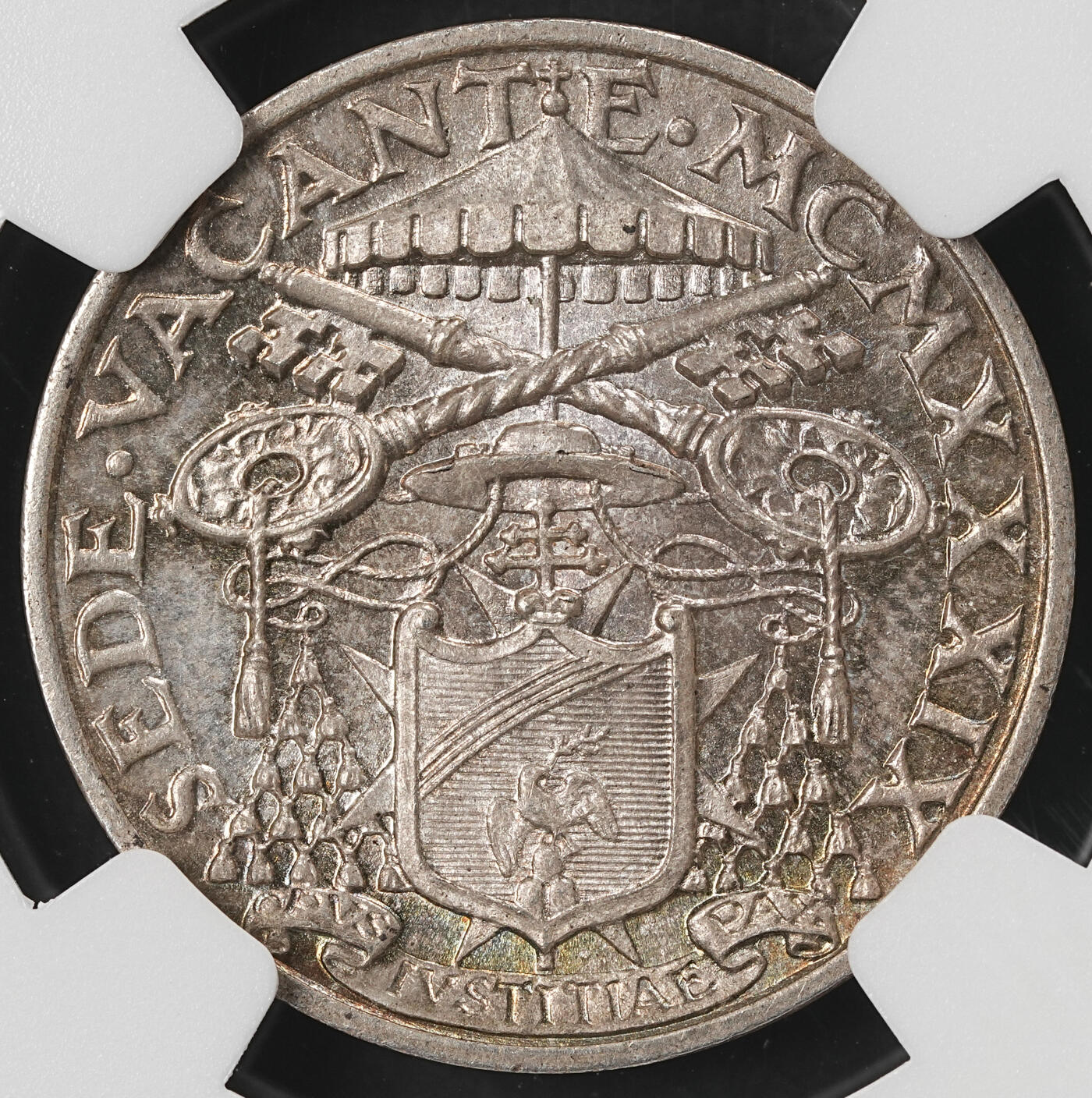 修遠堂世界钱币第五十九期 NGC MS65 1939年梵蒂冈教皇缺位5里拉银币 五彩包浆 仅铸造4万枚