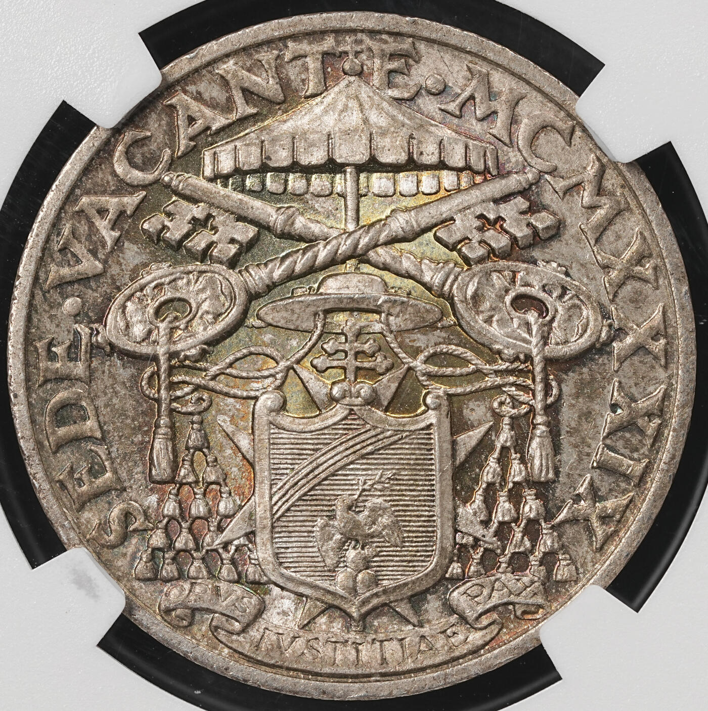 修遠堂世界钱币第五十九期 NGC MS65 1939年梵蒂冈教皇缺位10里拉银币 五彩包浆 仅铸造3万枚
