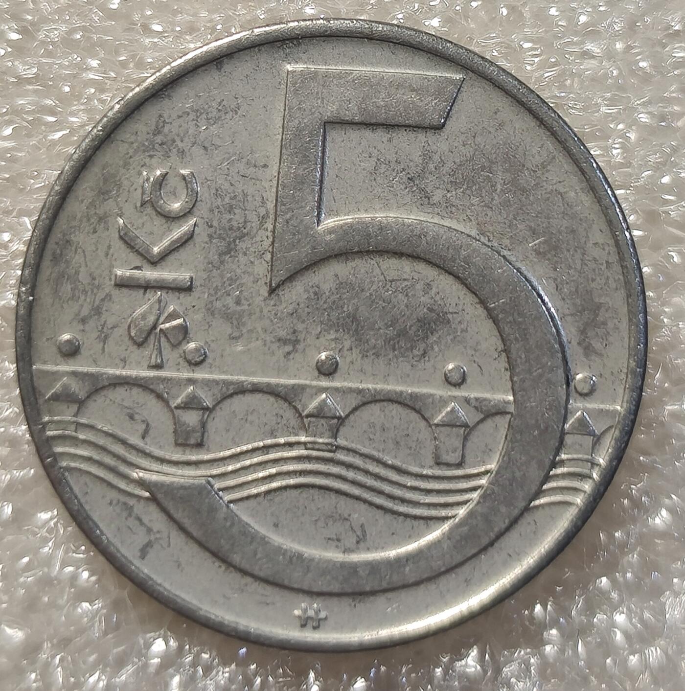 泉币菌-第3场-中外散币乐园 捷克5克朗不锈钢硬币 双尾雄狮 