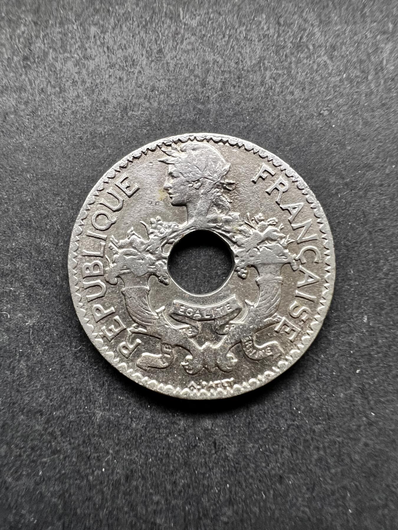 聚福钱庄★世界钱币第三期 无佣金 可寄存 满百包邮  法属印支1925年5分镍币