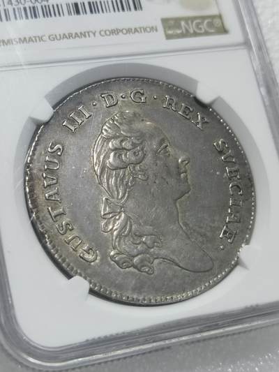 天下钱庄专场欢迎参拍 - NGC AU55 瑞典王国古斯塔夫三世国王达勒大银币,有分的很少