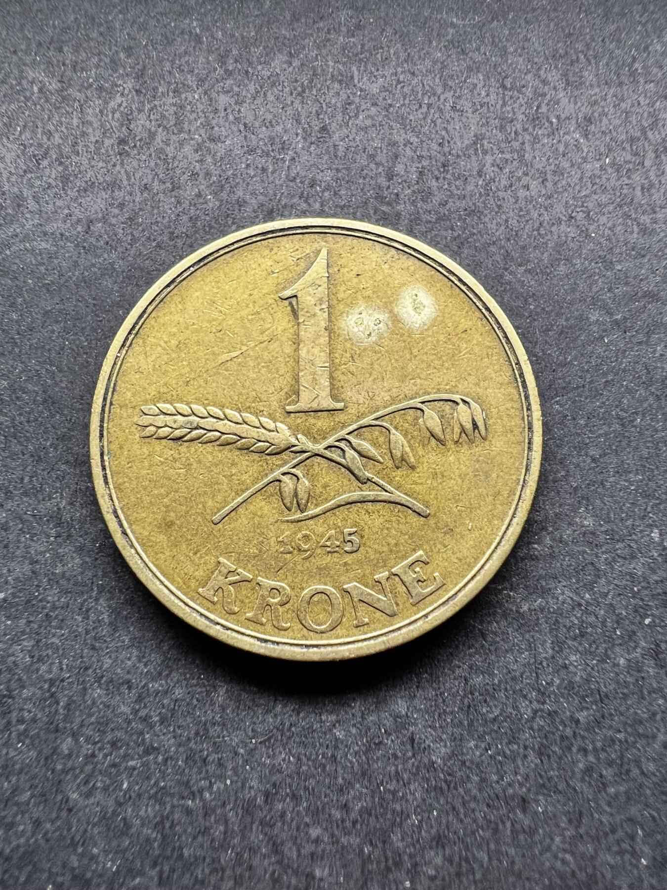 聚福钱庄★世界钱币第三期 无佣金 可寄存 满百包邮  丹麦1945年1克朗铜币