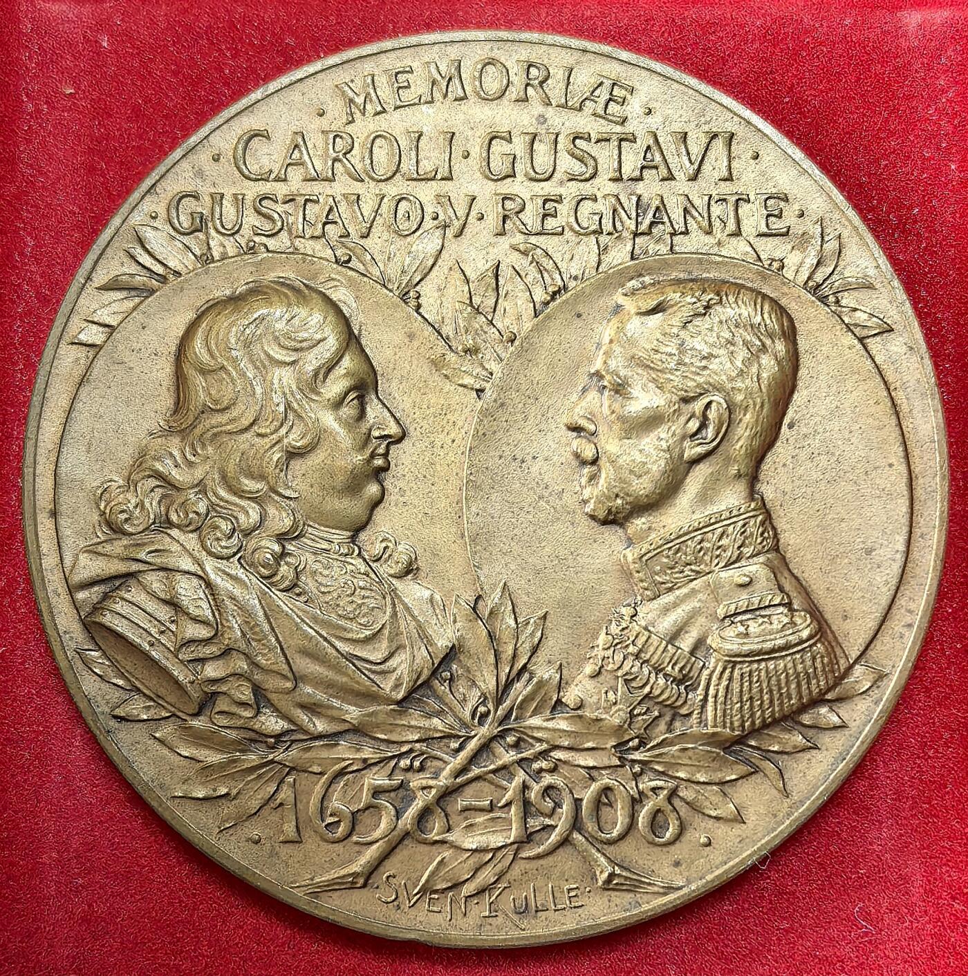 凡希社世界钱币微拍第二百九十八期 1908瑞典卡尔十世远征350周年纪念大铜章，56mm，73g。