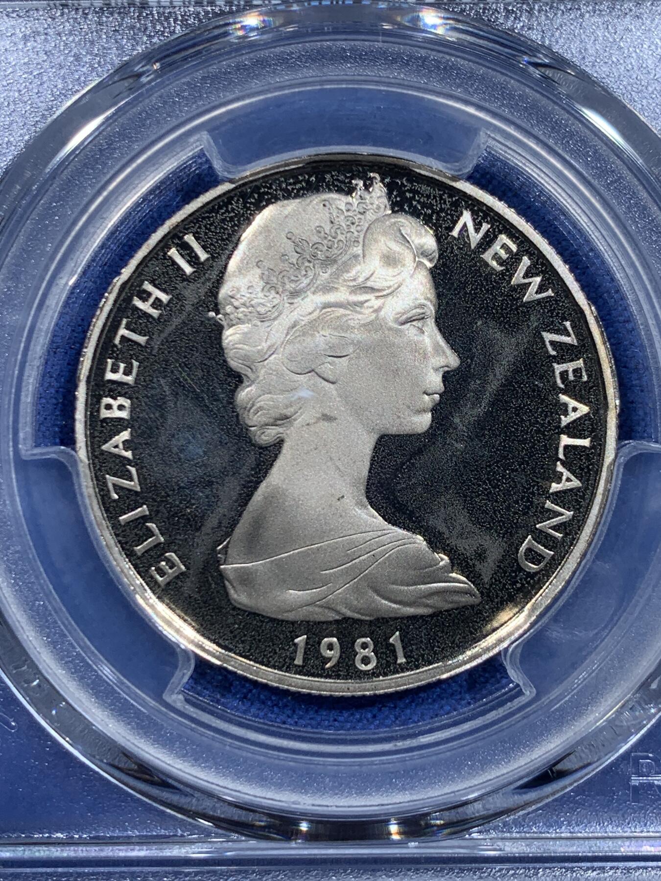 《竞宝斋》第358场 周日，周一  2场连拍 （全场包邮） PCGS PR67DCAM 1981新西兰50分精制币 凝霜工艺的帆船图案很漂亮