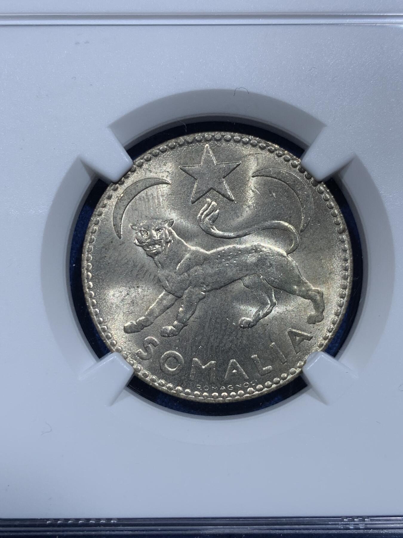 《竞宝斋》第358场 周日，周一  2场连拍 （全场包邮） NGC MS64 索马里1950年1索马洛猎豹银币，强光好品！