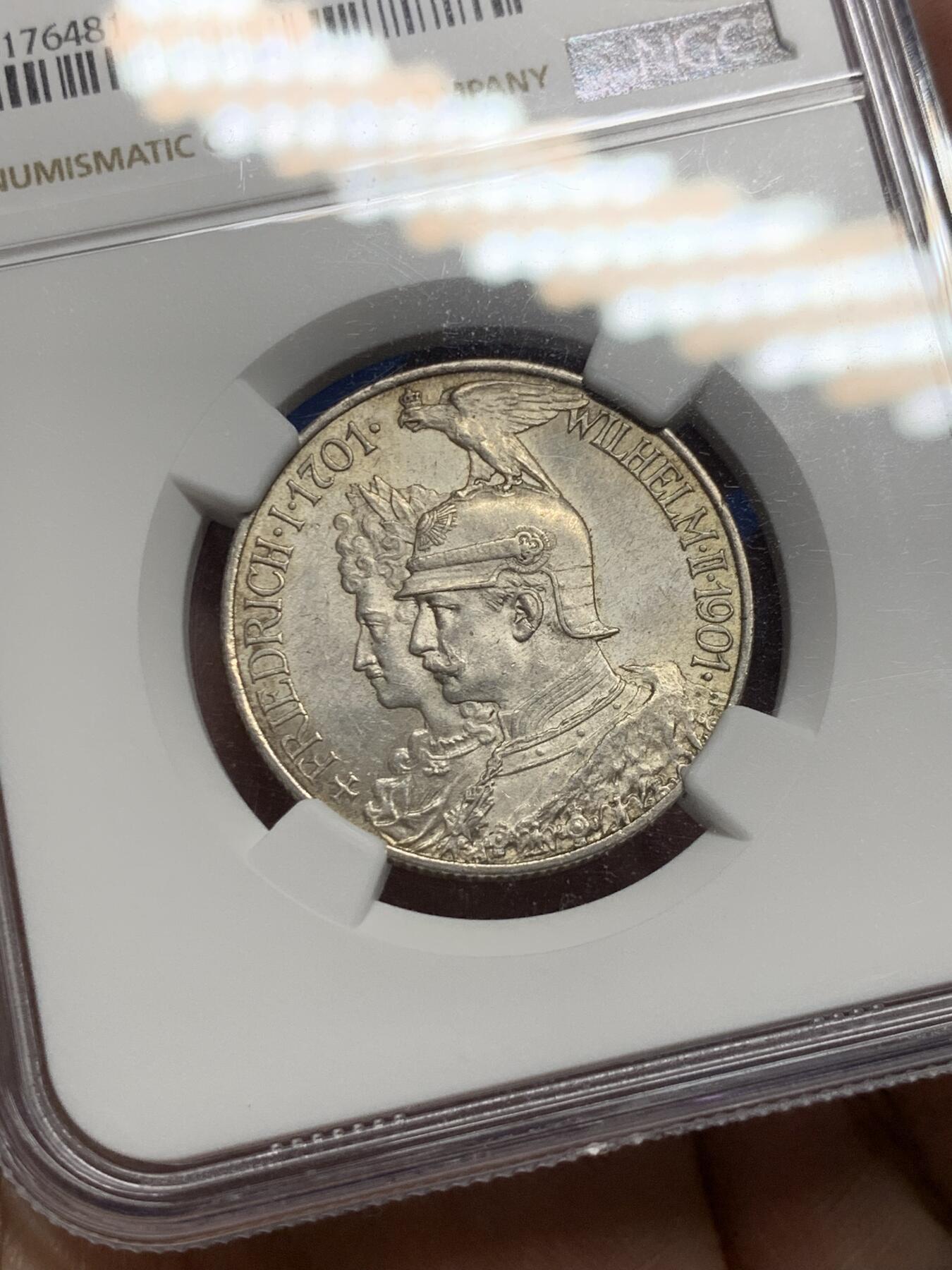 《竞宝斋》第358场 周日，周一  2场连拍 （全场包邮） NGC MS61 德国普鲁士1901年建国200周年纪念2马克银币
