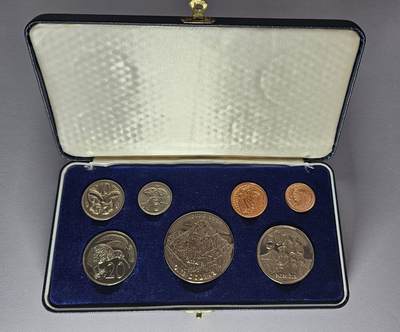 PThappally收藏第45次拍卖，英联邦地区硬币纸币 - 新西兰 New Zealand 1970 Royal visit 7 coin set with box - Pre-Owned