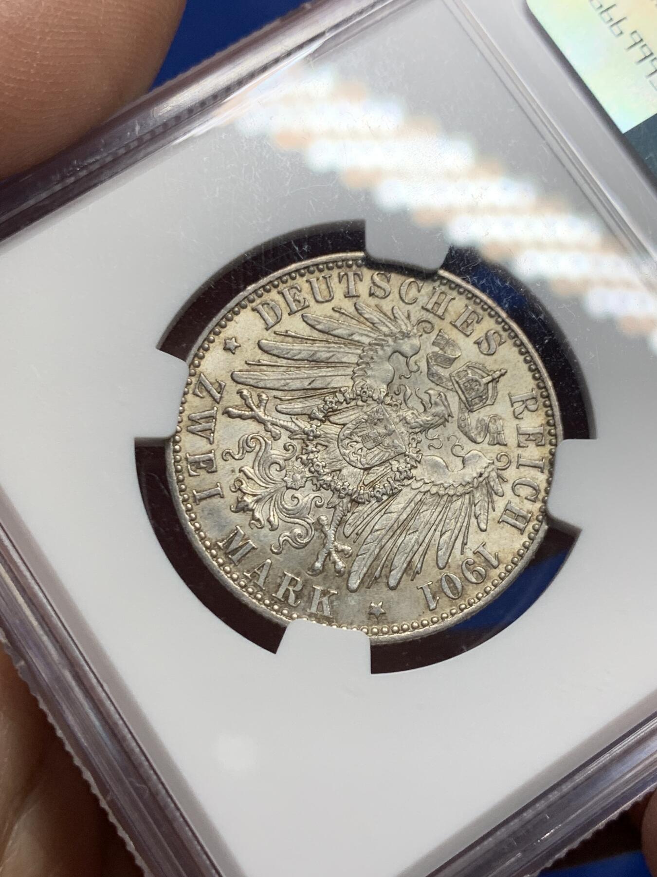 《竞宝斋》第358场 周日，周一  2场连拍 （全场包邮） NGC MS61 德国普鲁士1901年建国200周年纪念2马克银币