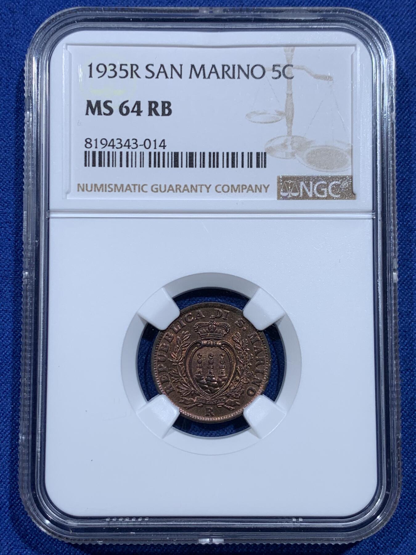 《竞宝斋》第358场 周日，周一  2场连拍 （全场包邮） NGC MS64RB 1935圣马力诺5分铜币 细节很清楚 几乎没有划痕 铜色厚重 很不错的小东西