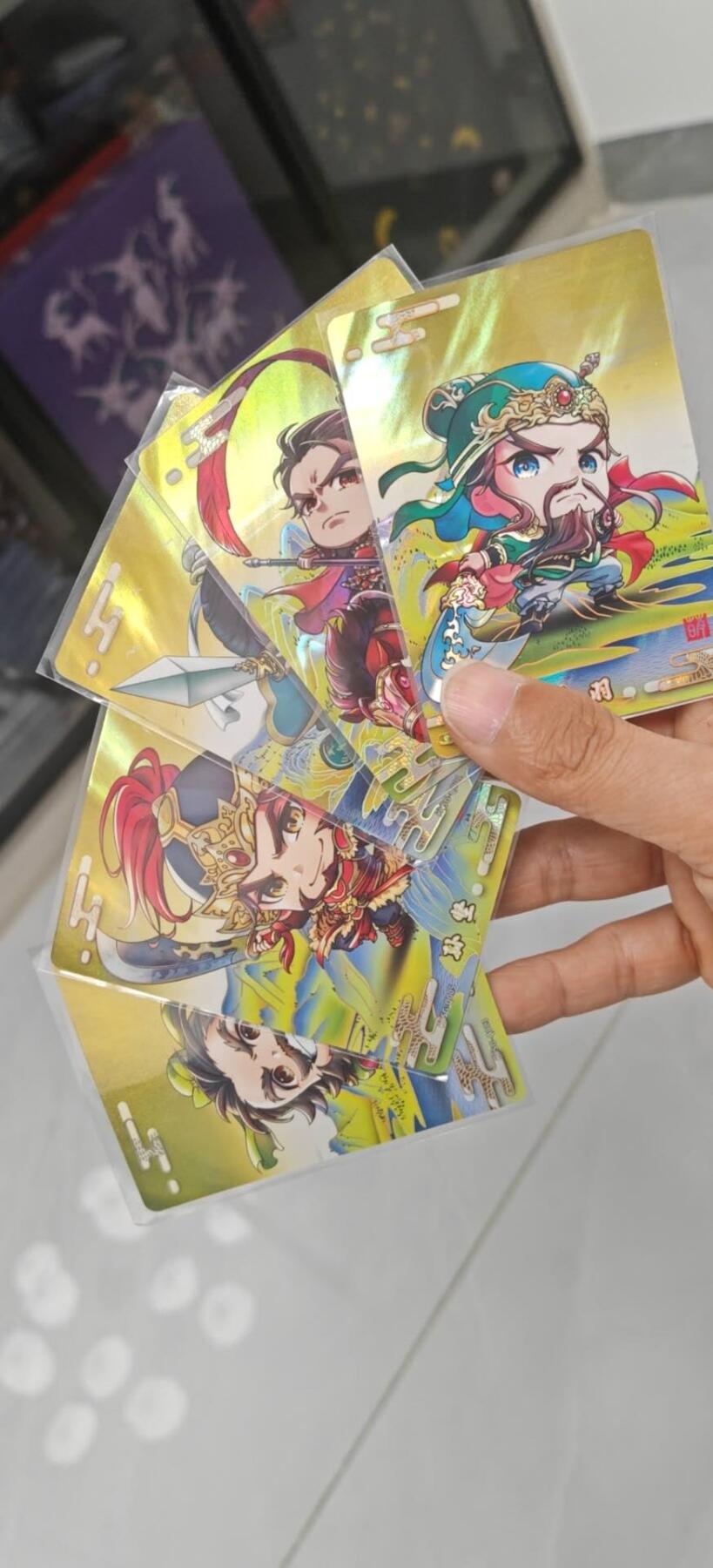 秋原瞳小店第9期（微风，初晨，熟悉的街道，还有……曾经的她………） 卡游一弹小金人一套齐5张
