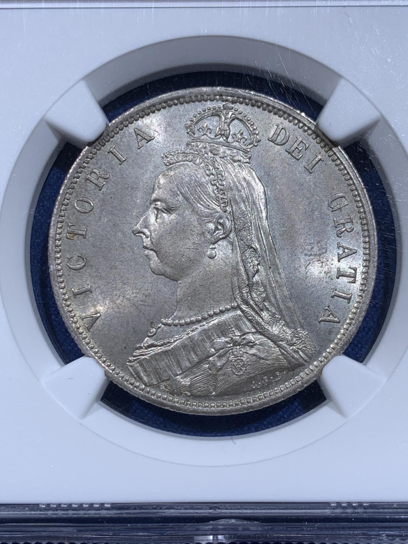 《竞宝斋》第359场 周日，周一  2场连拍 （全场包邮） NGC MS64 英国 1887年 维多利亚 高冠 1/2克朗银币