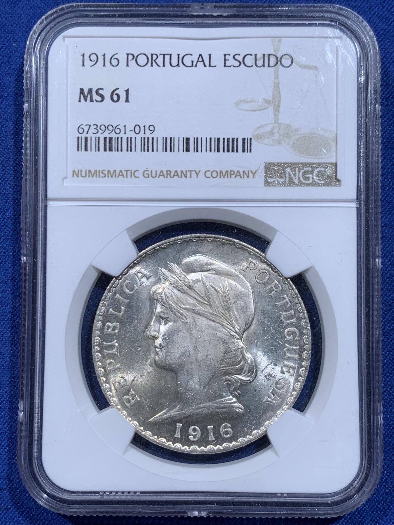 《竞宝斋》第359场 周日，周一  2场连拍 （全场包邮） NGC MS61 葡萄牙1916年谷物女神1埃斯库多大银币