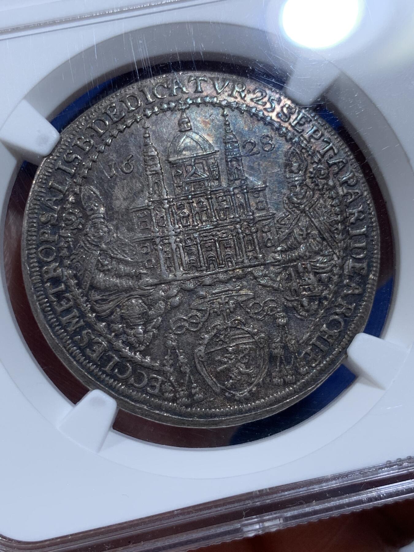 《竞宝斋》第359场 周日，周一  2场连拍 （全场包邮） NGC MS62 神圣罗马帝国萨尔茨堡 1628年 1/2泰勒 银币 稀少高分，俗称圣人抬棺银币。棺中相传为纯金版《摩西十诫》。醇美原味包浆。