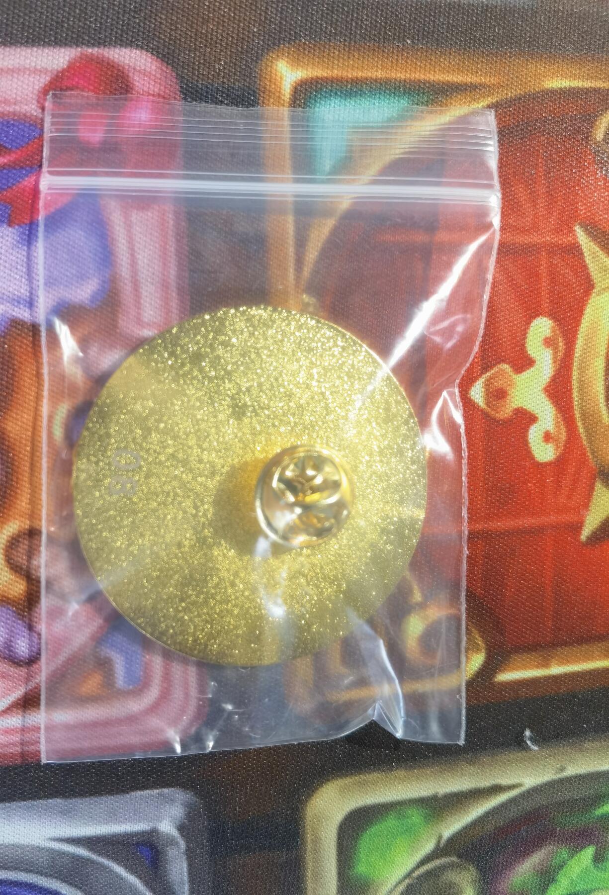 奇趣收藏卡牌拍卖第11场暨惊蛰精品专场（持续更新中，全场包邮，收拍品免费上拍） 【赠品勿拍】金属纪念章带编号 赠本场拍卖成交总价前20名买家。将此章与其他拍品送本店拍卖，送拍者可享当场卖家佣金减免+送拍品成交价3%额外收益，佣金减免及额外收益累计不超过50元/场。