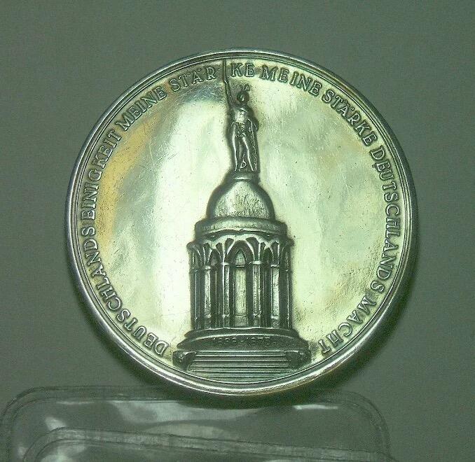 【银】德国1875年 赫尔曼纪念碑落成高浮雕精制大银章 42MM 27.6克