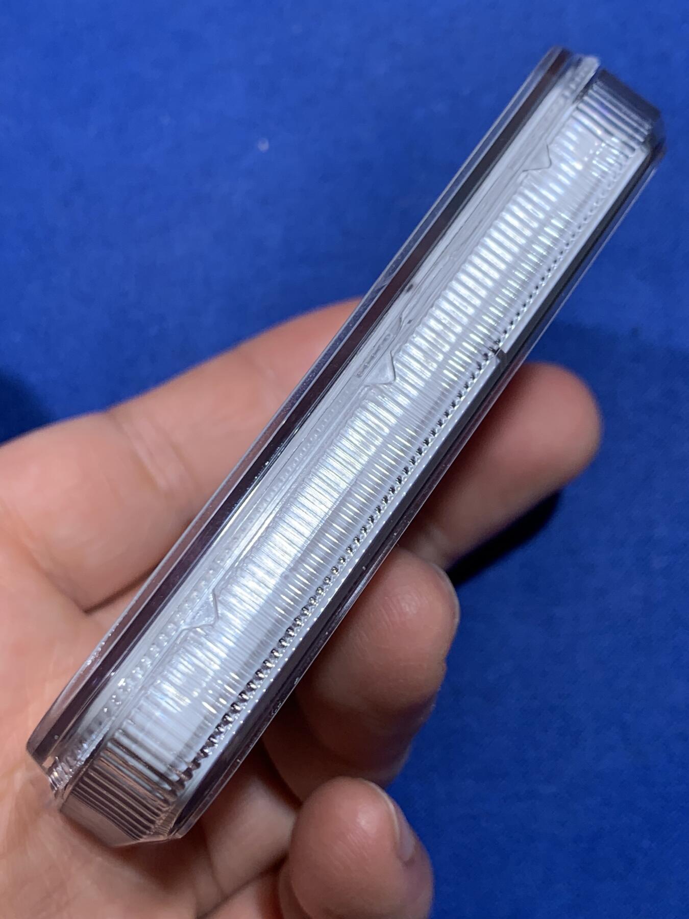 《竞宝斋》第359场 周日，周一  2场连拍 （全场包邮） NGC PF70ANTIQUED 中国2021观世音菩萨铜章 45mm大尺寸 佛祖标签 正面是千手观音像 背面刻有般若波罗蜜多心经 加厚盒